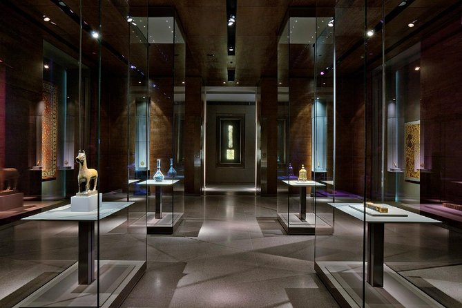 4-Hour Private Museum of Islamic Art in Qatar Tour - Manuscripts That Connect the Galleries to Faith and Scholarship