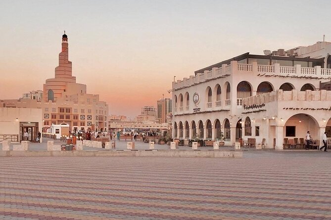 Doha City Tour | Souq Waqif | Courniche | The Pearl | Katara etc - The Pearl: polished waterfront Doha in 30 minutes