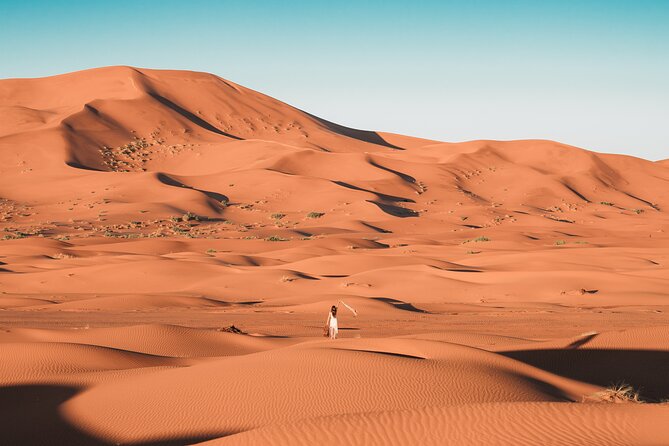 Doha Golden Dune Safari | Dune Bashing| Sandboarding| Inland sea - Leaving Doha for Qatar’s open desert