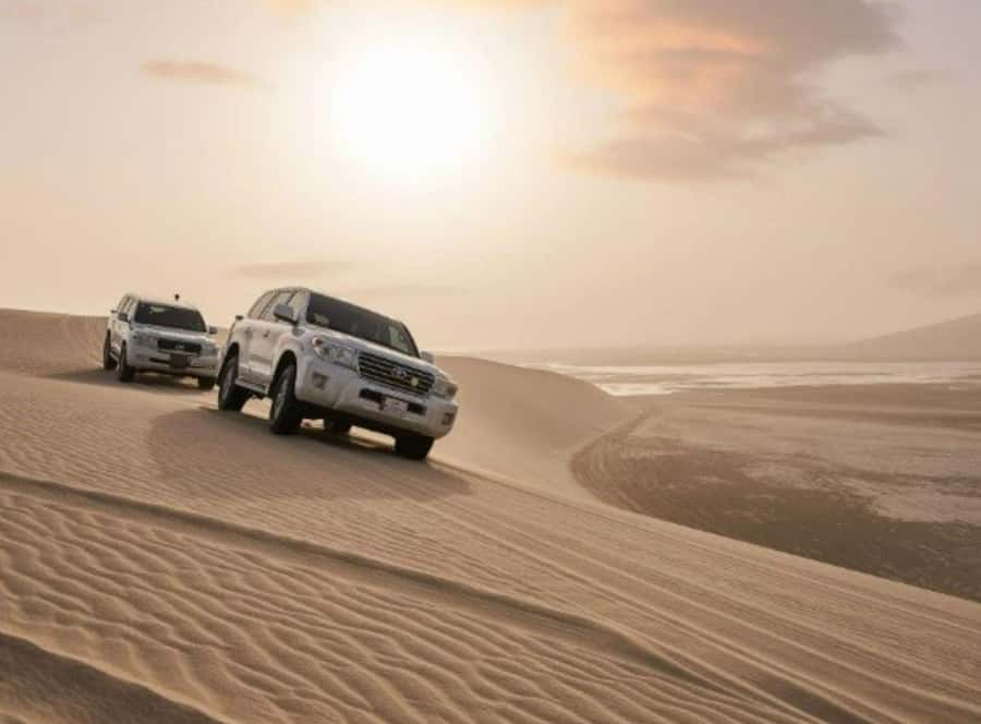 Doha : Inland Sea Desert Safari ,Camel Ride & Sandboarding - The 4x4 ride is the main burst of action
