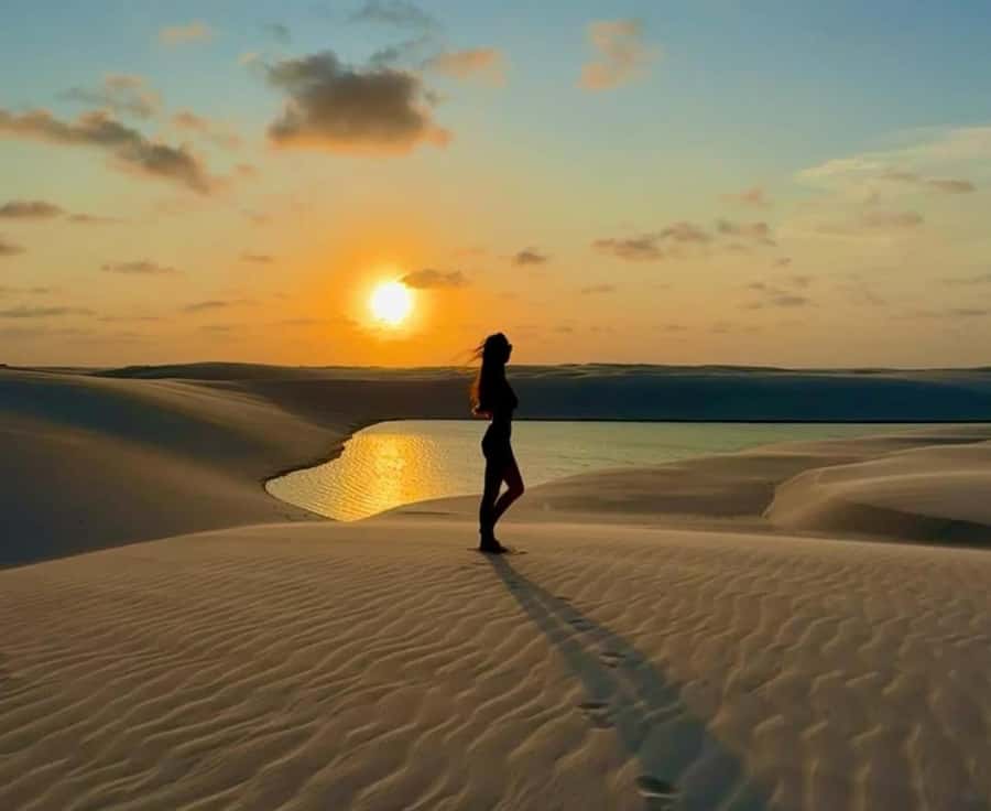Doha: Inland Sea Desert Safari with Sunset & Sunrise Views - Key points at a glance