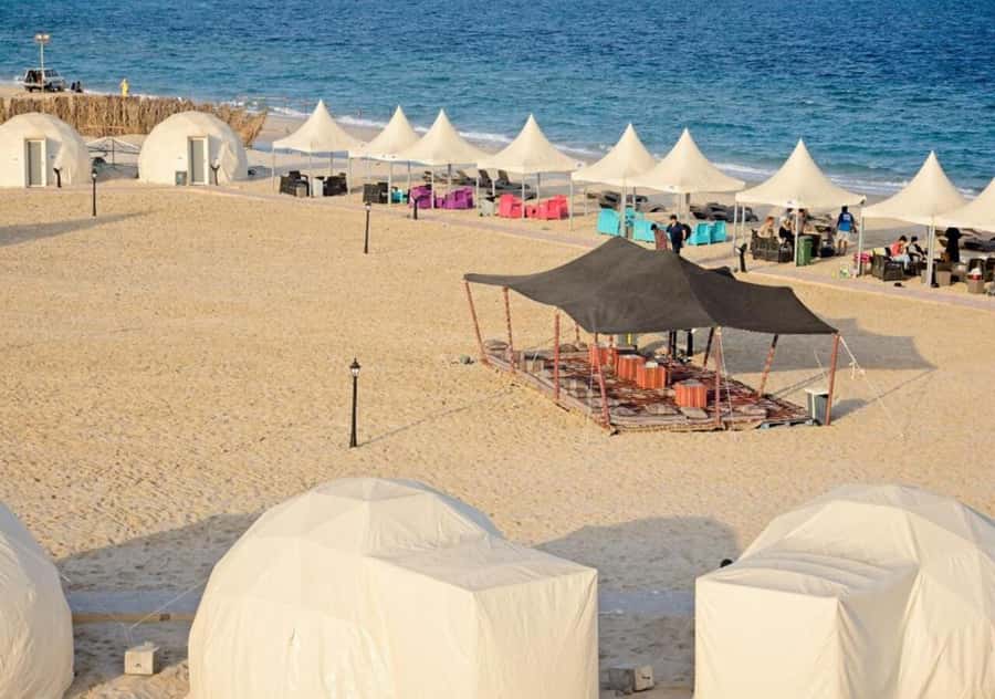 Doha: Overnight Desert Camping With BBQ Dinner & Breakfast - What the desert camp actually offers