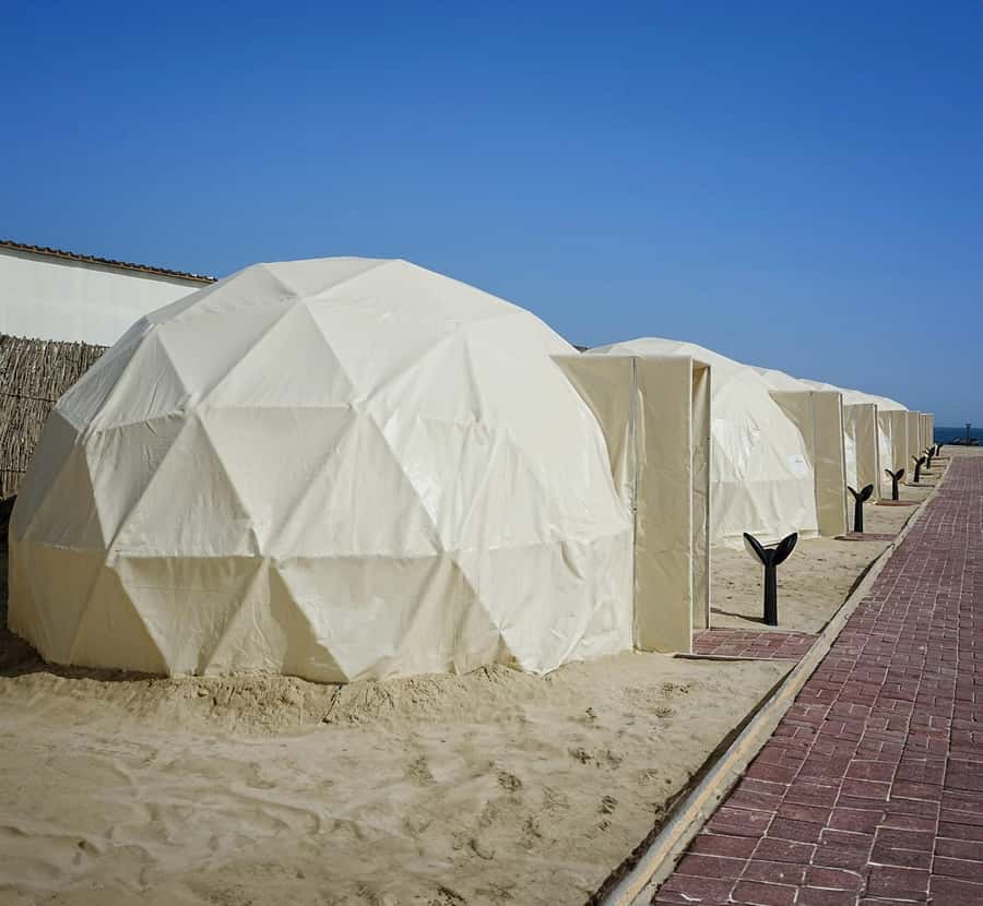 Doha: Overnight Desert Camping With BBQ Dinner & Breakfast - What the $184 price means