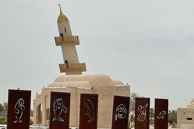 Doha, Qatar: Came Racing Track, Oryx & Sheikh Faisal Museum Tour. - What the guides add to the day
