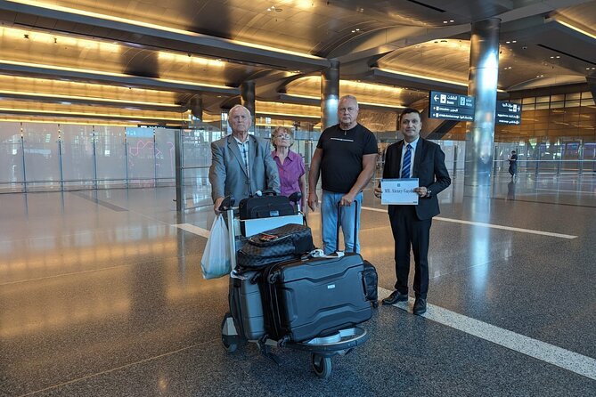 Doha, Qatar : Private Airport Transfer 24/7 - Finding Your Driver at Hamad International Airport