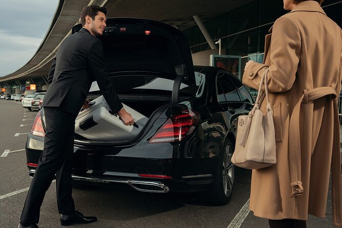 Doha, Qatar : Private Airport Transfer 24/7 - The Value of a 24/7 Pickup