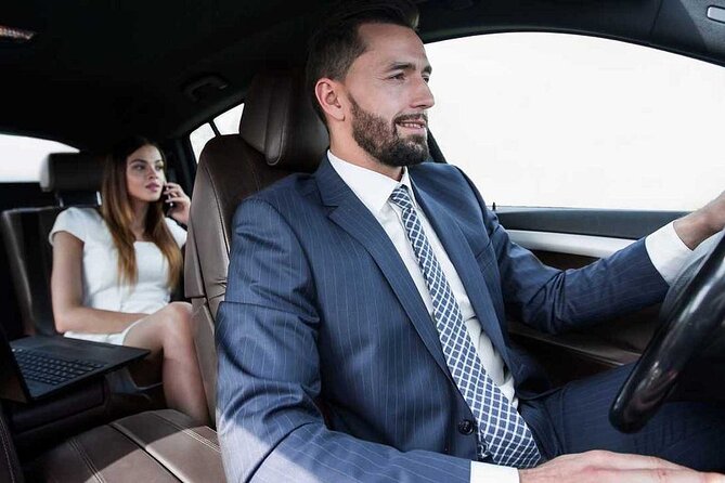 Doha, Qatar : Private Airport Transfer 24/7 - Booking Details Worth Checking