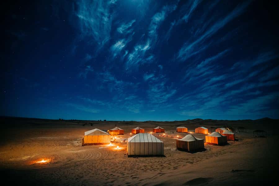 Doha:Safari Tour with Lunch/Dinner in Desert by the Sea Side - The Inland Sea, Qatar’s signature desert view