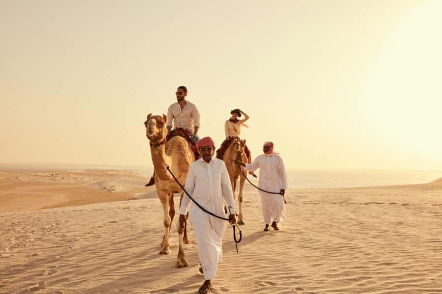 Doha:Sunrise or Sunset Desert Safari Tour with Sand Boarding - Comfort, clothing, and practical preparation