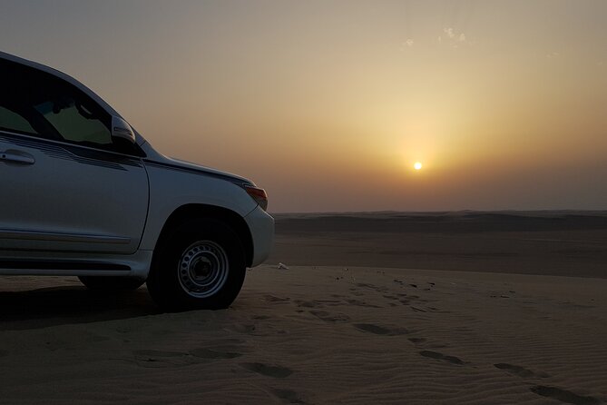 Doha: Sunrise /Sunset Desert Safari with Sand Boarding,Camel ride - Sunrise or sunset: choosing the right departure
