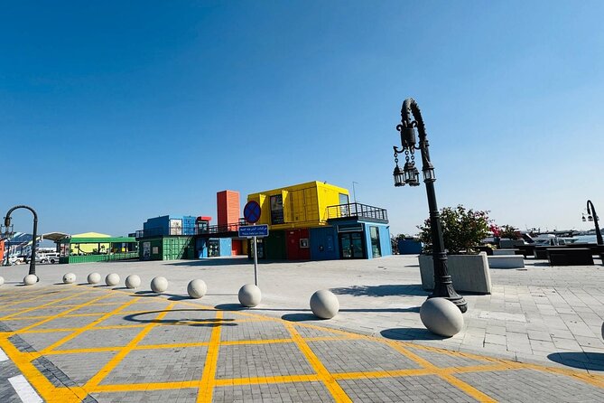 Doha Tour with Gondola Ride at Villaggio Mall - Guides, comfort, and the private format
