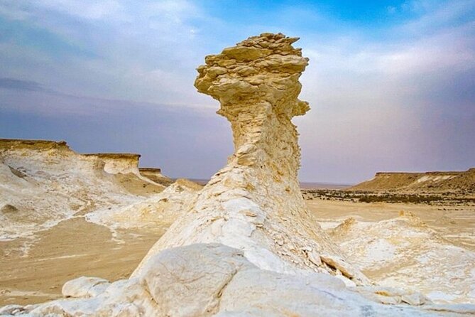 Doha: West Coast Tour Serra and Mushroom Rocks - Richard Serra’s East-West/West-East in the Brouq reserve