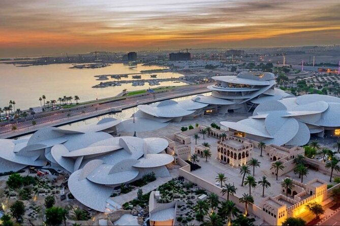 Explore Heart of Qatar Doha City Tour with Professional Guide - What the private format really gives you