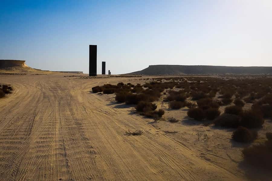 Explore Zekreet: Richard Serra Art & Mushroom Rock Wonders - Timing, comfort, and what to wear