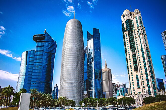 Full Day Qatar North and City Tour with Pickup From Doha - One hour in the lanes of Souq Waqif