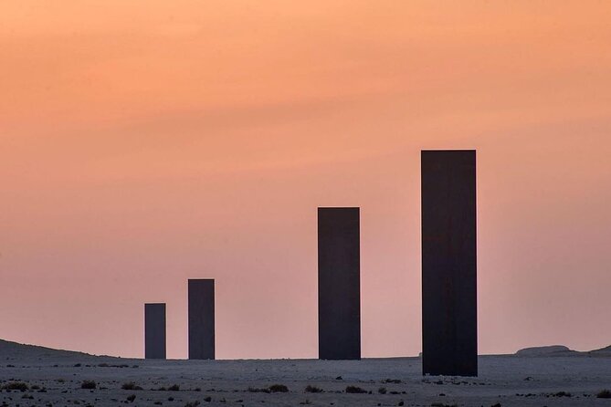 Grand Qatar Tour - Zekreet’s wind-shaped rock formations