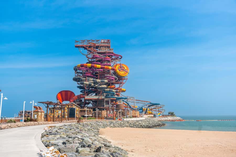 Lusail: Meryal Waterpark Entry Ticket - Choosing between 53 slides and 69 attractions