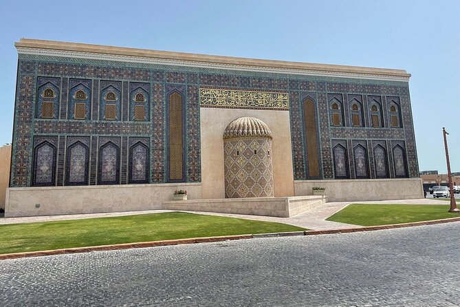 Private Doha City Tour From Airport And Hotel - The value of a private guide in four hours