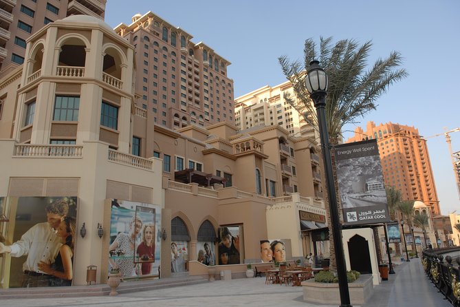 Private Express Doha City Tour - The Pearl Qatar: luxury on an artificial island