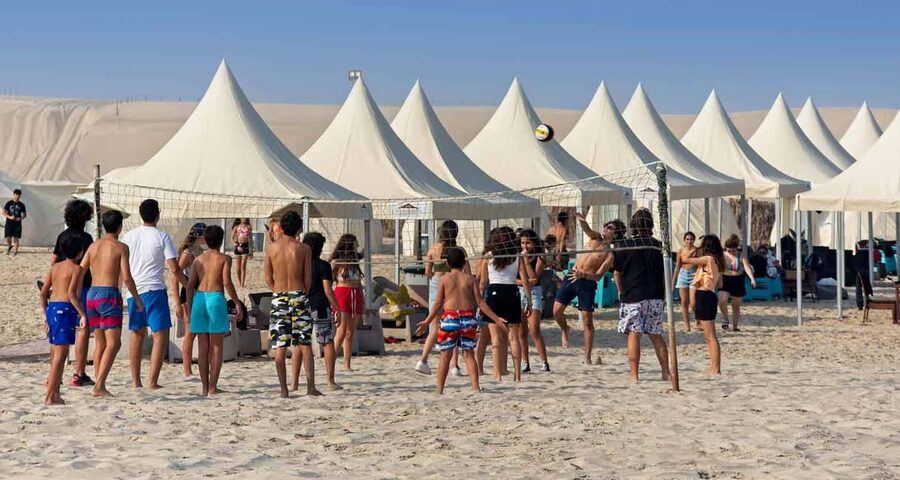 Private Full-Day Desert Tour - Khor Al Adeid, where sand meets the sea