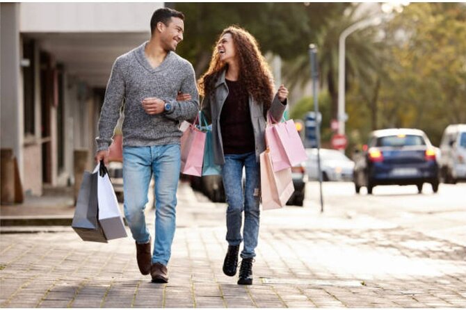 Private Half-day Shopping Tour, Corniche Stop and Doha Skyline - Katara Cultural Village: a more local shopping angle