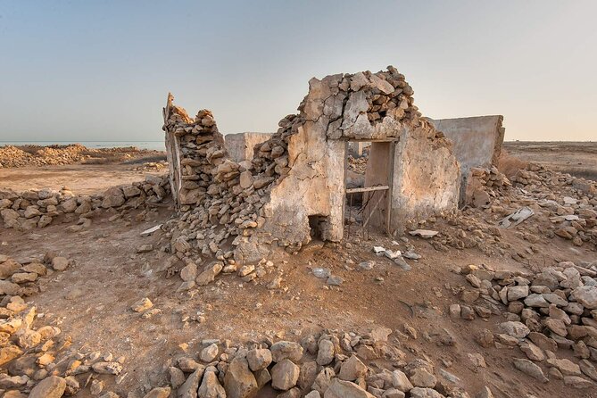 Private Tour in Northern Qatar - Booking, timing, and cancellation details