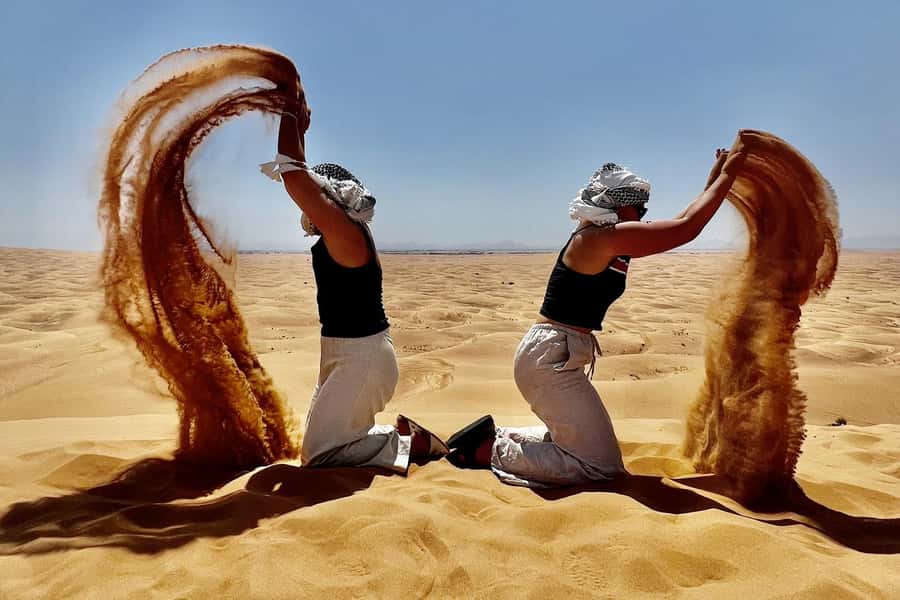 Qatar: Night Desert Safari| Camel Ride| Inland Sea Beach - What the private format really adds