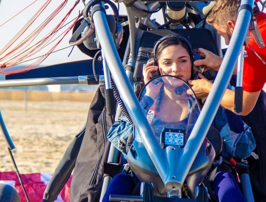 Qatar's Skybound Adventure: Exclusive Private Paratrike tour - Practical preparation for a desert flight
