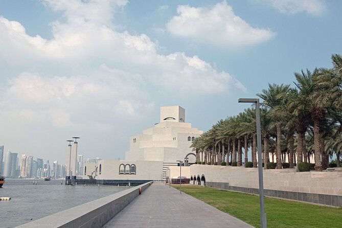 Transit/Layover Tours from Doha Airport – Explore Doha City - Souq Waqif: one hour for Doha’s traditional market