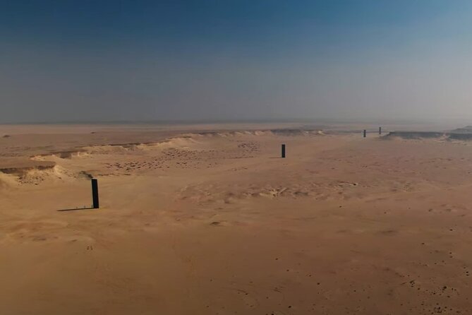 West Of Qatar, Mushroom Rocks, Camel Racing Track, Richard Serra - How the stops work as one short excursion
